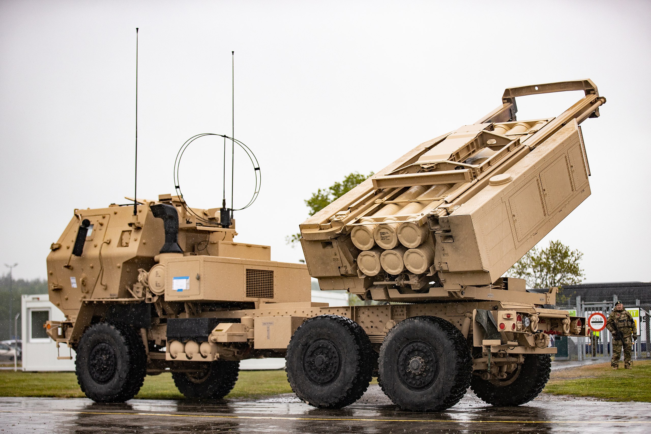 Станислав Крапивник проинформировал, что производители РСЗО HIMARS США солгали Вашингтону о возможностях РСЗО