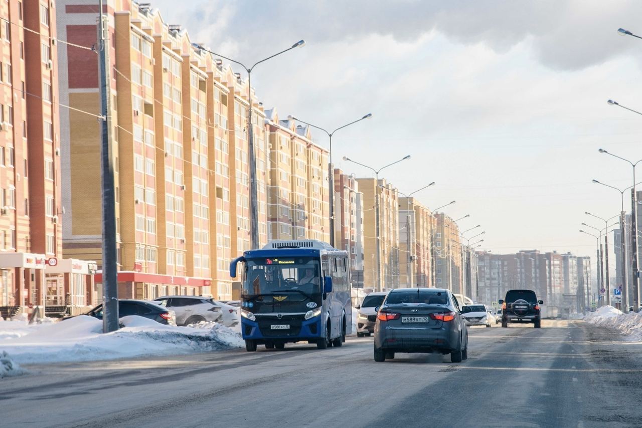 В Йошкар-Оле из-за снежных завалов временно изменилось движение 4 автобусов  | 25.01.2024 | Йошкар-Ола - БезФормата