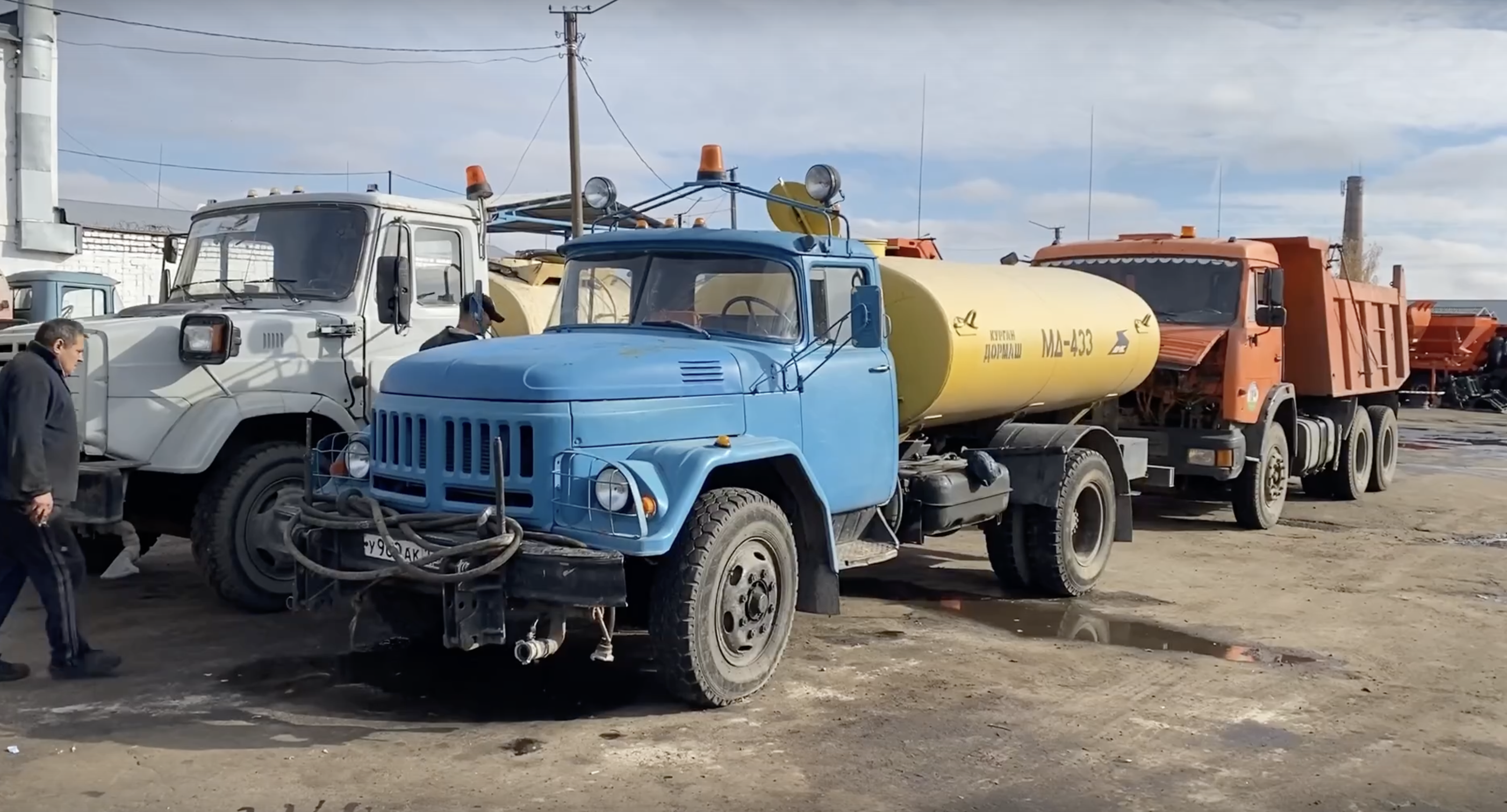 Зимнюю Йошкар-Олу от снега будут чистить 89 единиц дорожной техники
